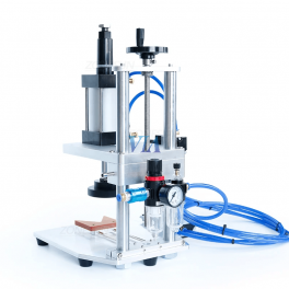 TAPONADORA A PRESIÓN SEMIAUTOMATICA NEUMATICA PARA TAPONES EN LAS BOTELLAS PET Y OTRAS, PARA TAPAS HASTA 70 MM DIAMETRO